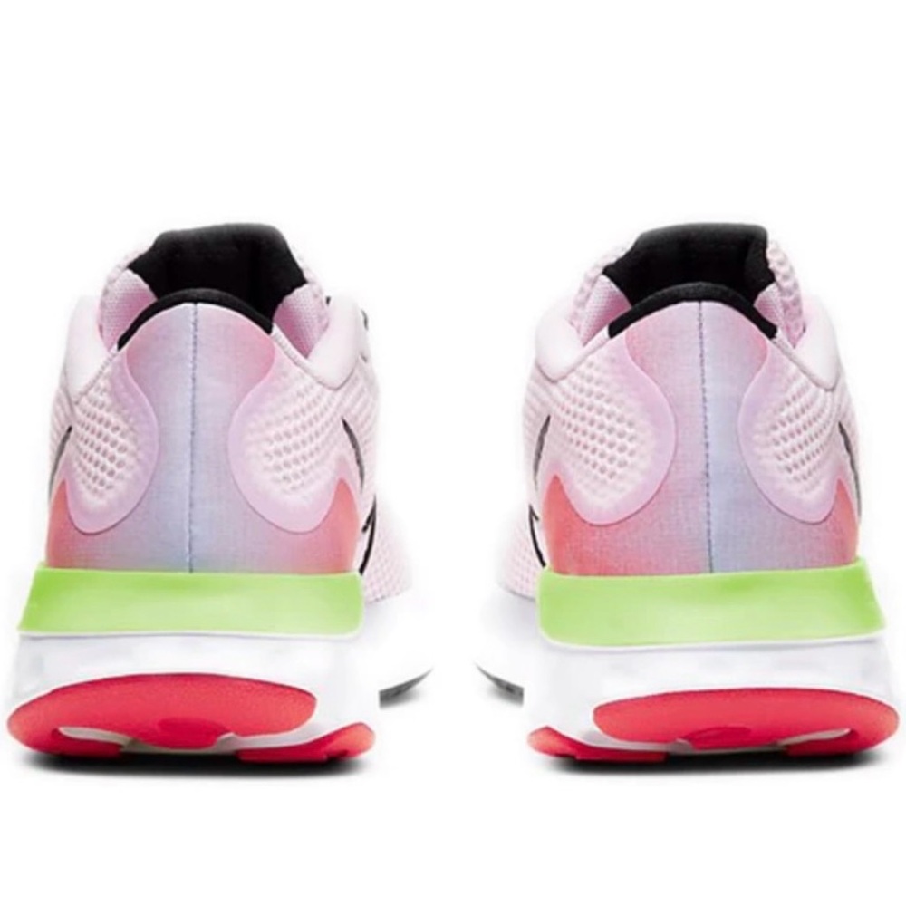 Nike Renew Run Women’s Sneaker CW5637-600 - Picture 2 of 12